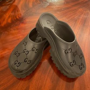 GUCCI platform perforated G sandal